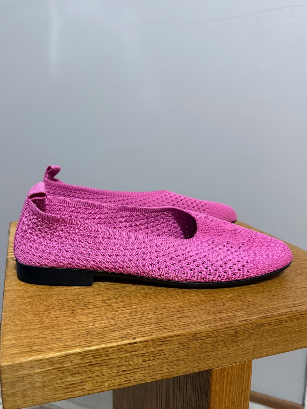 Thierry Rabotin Womens 39 9 Pink Knit Ballet Flats Slip On Designer Shoes Italy